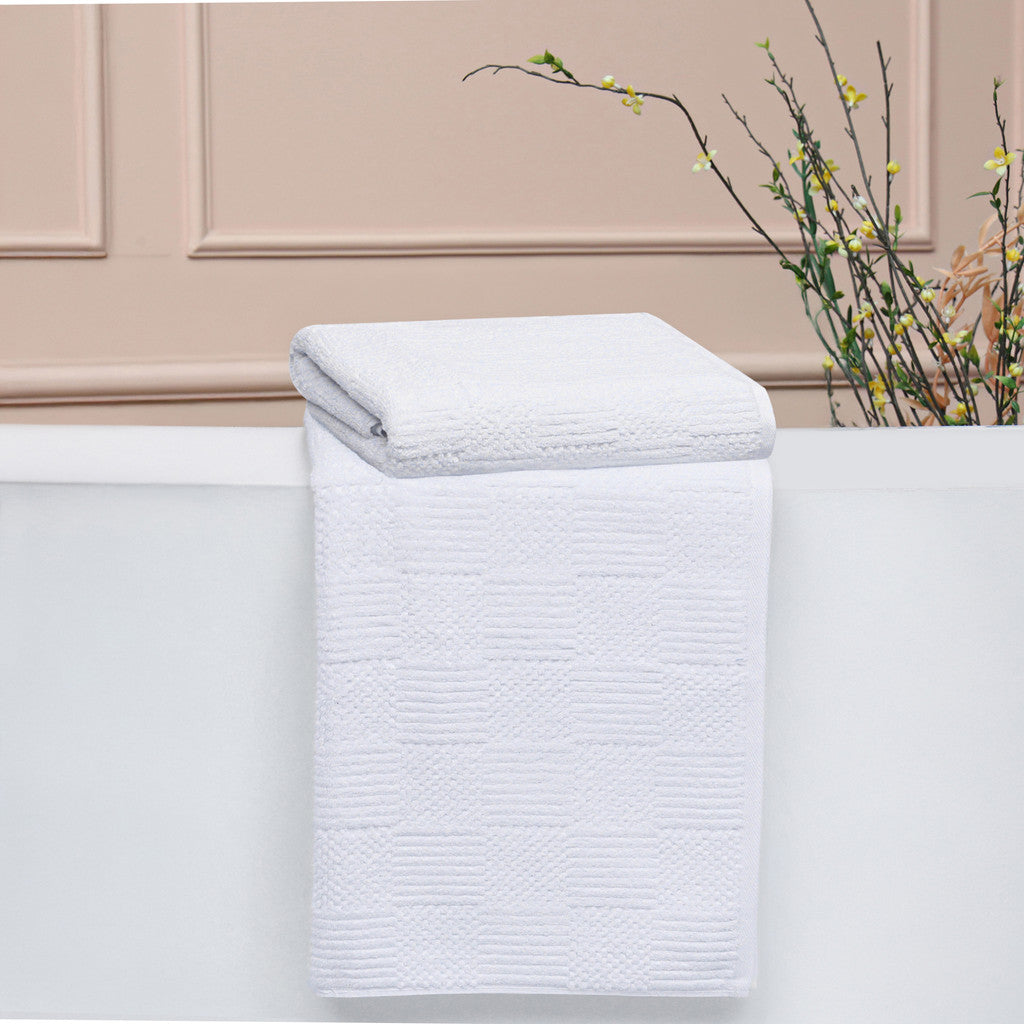 600 GSM Premium Jacquard Weave Designed Towels - Bath Sheets