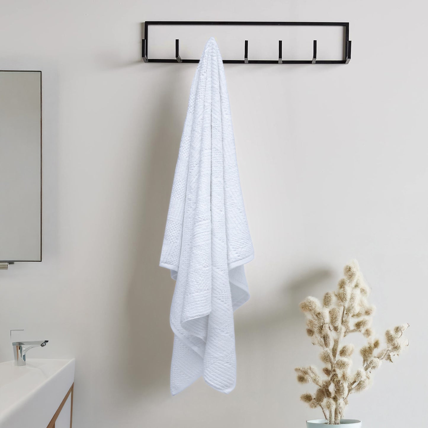 600 GSM Premium Jacquard Weave Designed Towels - Bath Sheets