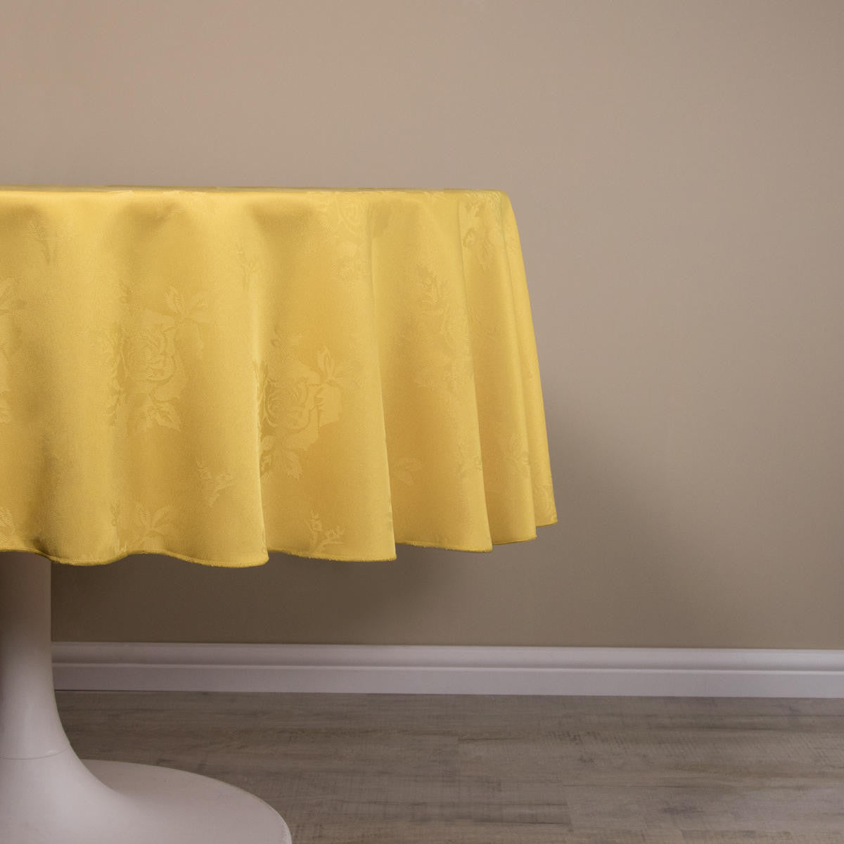 Circular Damask Rose Design Tablecloths / Napkins - 100% Polyester