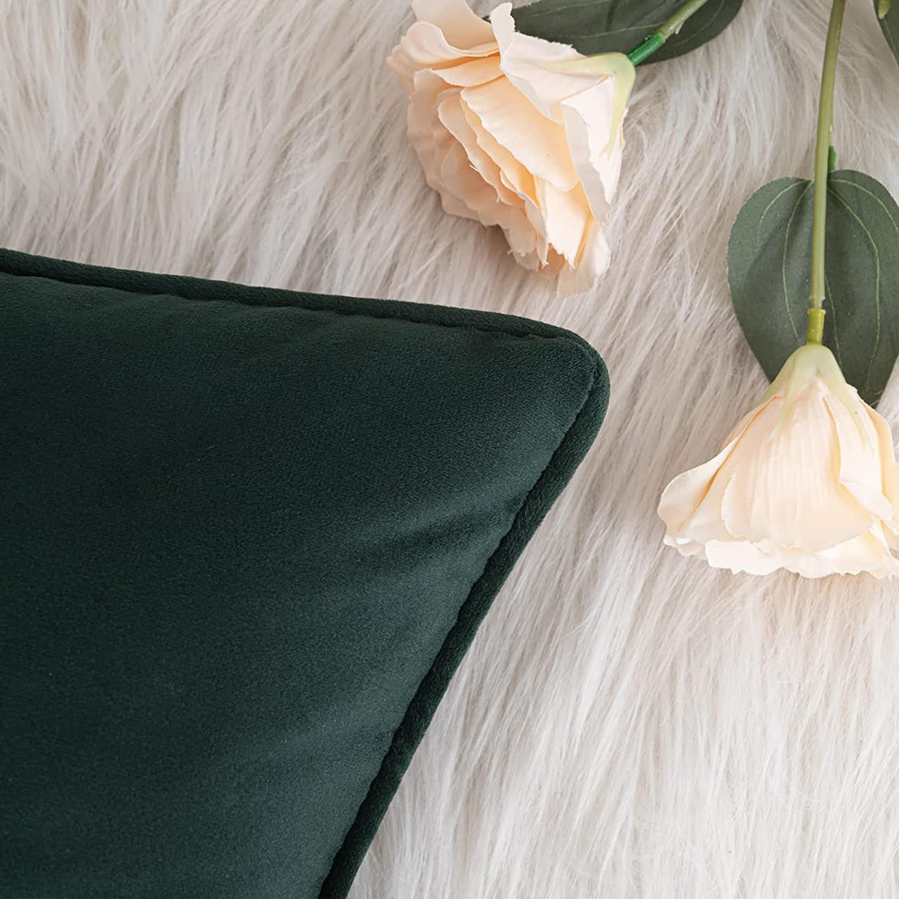 Set of 2 Cushions with Velvet Covers Included - 45x45 cm